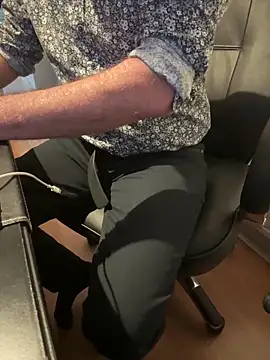 vincent1522 online show from February 1, 12:05 pm