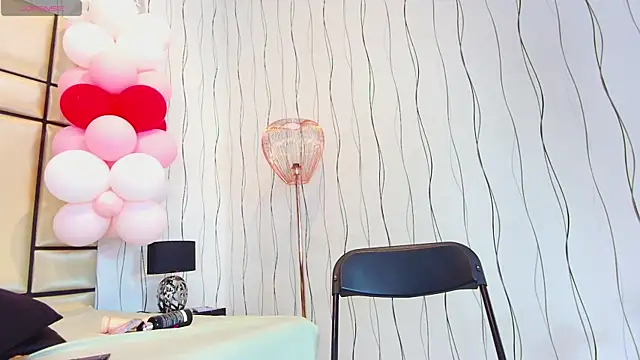 JulianaaHerrera online show from March 4, 2:32 pm