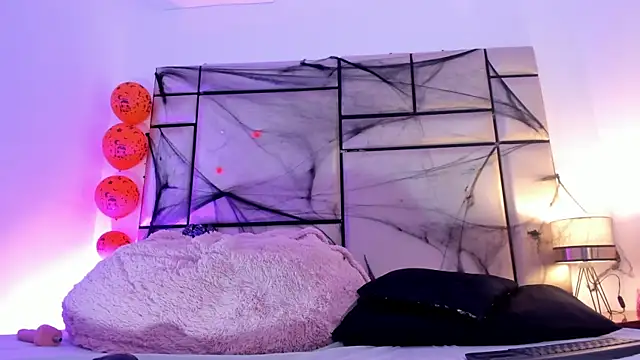 JulianaaHerrera online show from November 4, 11:31 am