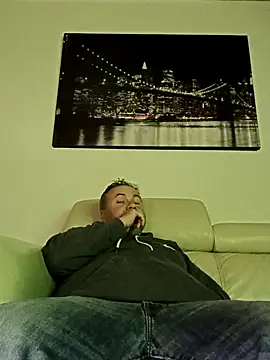 Snapshot of Pourleplasirs chatting on November 6, 9:26 pm Pourleplasirs online show from November 6, 9:26 pm