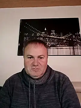 Snapshot of Pourleplasirs chatting on November 19, 9:59 pm Pourleplasirs online show from November 19, 9:59 pm