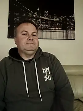 Snapshot of Pourleplasirs chatting on November 24, 9:36 pm Pourleplasirs online show from November 24, 9:36 pm