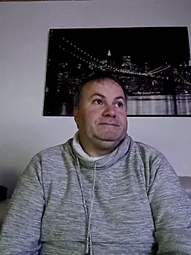 Snapshot of Pourleplasirs chatting on December 18, 10:27 pm Pourleplasirs online show from December 18, 10:27 pm