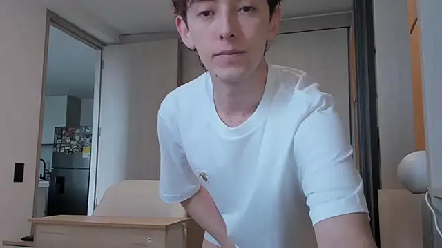 Snapshot of miketwink chatting on September 9, 8:08 pm miketwink online show from September 9, 8:08 pm