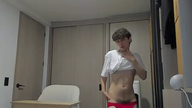 Snapshot of miketwink chatting on September 10, 10:54 pm miketwink online show from September 10, 10:54 pm