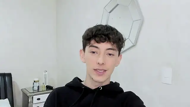 miketwink online show from March 23, 11:20 pm