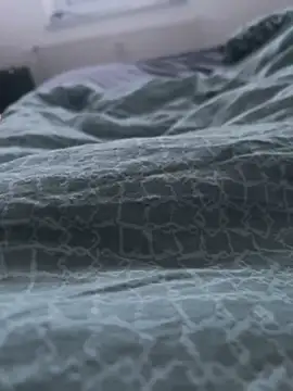 Mo 2003 online show from January 29, 3:47 pm