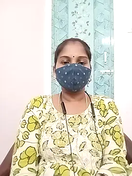 Snapshot of Tamil_roja17 chatting on May 5, 1:02 am Tamil roja17 online show from May 5, 1:02 am