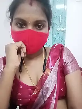 Snapshot of Tamil_roja17 chatting on May 22, 1:24 am Tamil roja17 online show from May 22, 1:24 am