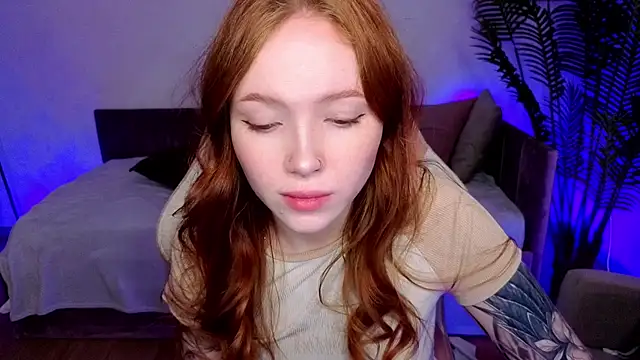 Maya Light online show from May 3, 1:44 am