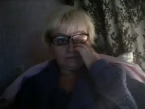 Snapshot of Mayya4321 chatting on February 6, 7:51 pm Mayya4321 online show from February 6, 7:51 pm