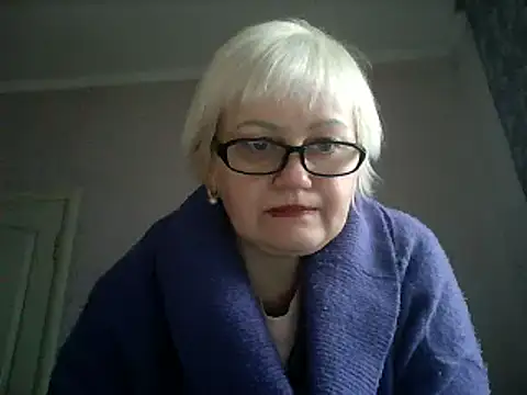 Snapshot of Mayya4321 chatting on February 10, 10:53 am Mayya4321 online show from February 10, 10:53 am