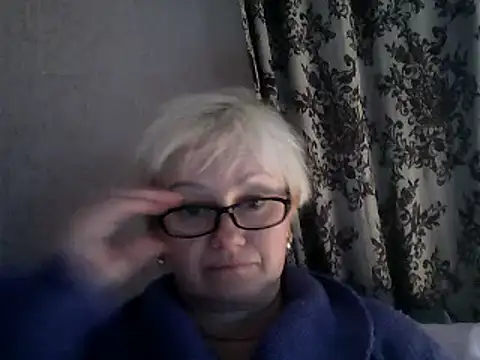 Snapshot of Mayya4321 chatting on February 13, 7:45 am Mayya4321 online show from February 13, 7:45 am