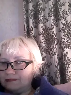Snapshot of Mayya4321 chatting on February 21, 3:32 pm Mayya4321 online show from February 21, 3:32 pm