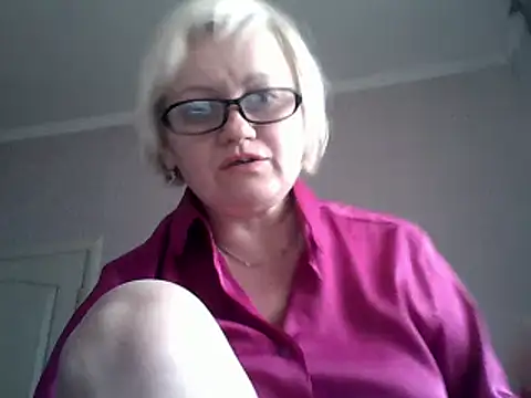 Snapshot of Mayya4321 chatting on March 13, 12:46 pm Mayya4321 online show from March 13, 12:46 pm