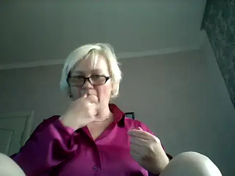 Snapshot of Mayya4321 chatting on March 14, 1:02 pm Mayya4321 online show from March 14, 1:02 pm