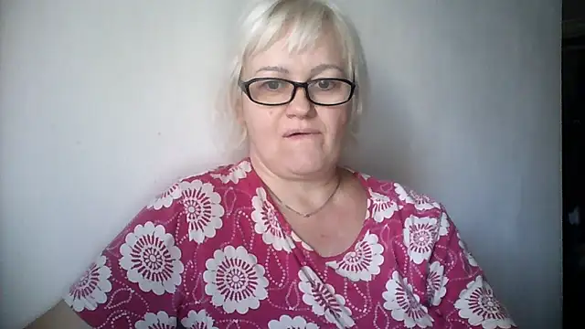 Snapshot of Mayya4321 chatting on September 13, 8:25 am Mayya4321 online show from September 13, 8:25 am