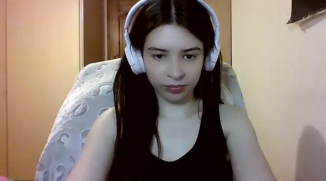 Snapshot of LariceSexy chatting on February 8, 7:16 pm LariceSexy online show from February 8, 7:16 pm