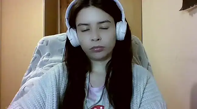 Snapshot of LariceSexy chatting on February 10, 4:14 pm LariceSexy online show from February 10, 4:14 pm