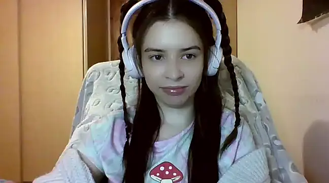 Snapshot of LariceSexy chatting on February 12, 9:11 pm LariceSexy online show from February 12, 9:11 pm