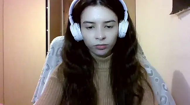Snapshot of LariceSexy chatting on February 13, 4:07 pm LariceSexy online show from February 13, 4:07 pm