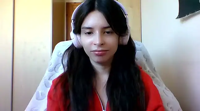 Snapshot of LariceSexy chatting on March 5, 1:06 pm LariceSexy online show from March 5, 1:06 pm