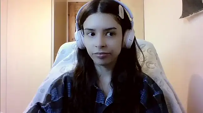 Snapshot of LariceSexy chatting on March 6, 4:17 pm LariceSexy online show from March 6, 4:17 pm
