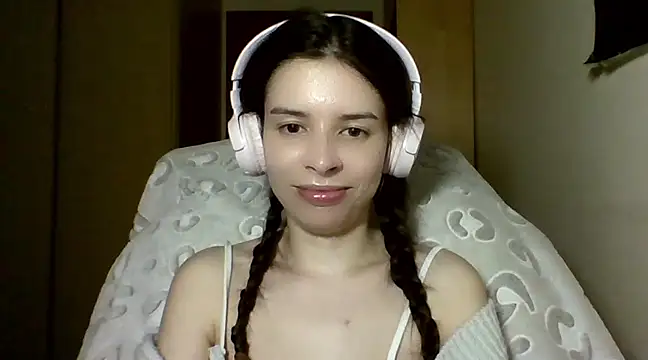 Snapshot of LariceSexy chatting on March 11, 10:53 pm LariceSexy online show from March 11, 10:53 pm