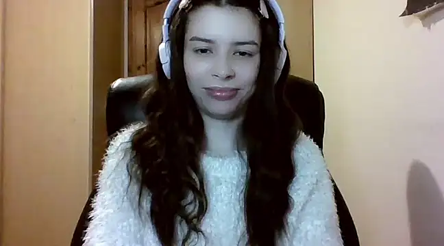 Snapshot of LariceSexy chatting on March 16, 7:17 pm LariceSexy online show from March 16, 7:17 pm