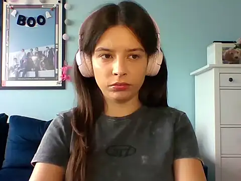 Snapshot of LariceSexy chatting on September 12, 12:05 pm LariceSexy online show from September 12, 12:05 pm