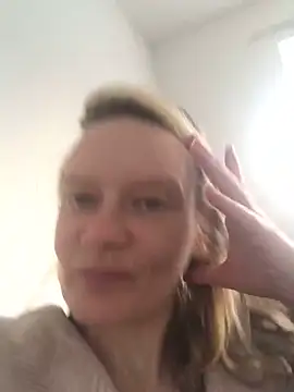 blondey206 online show from March 10, 5:18 pm