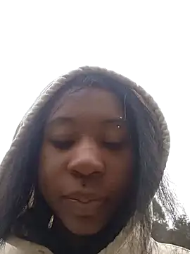 Snapshot of Zaira_Rose_ chatting on October 13, 12:49 pm Zaira Rose online show from October 13, 12:49 pm