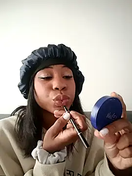 Zaira Rose  online show from February 7, 1:59 pm