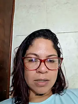 hornny cougar online show from November 29, 8:12 pm