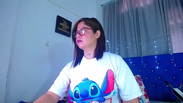 hornny cougar online show from February 18, 6:04 pm