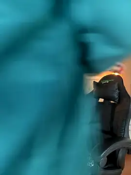 Hadley  online show from September 9, 3:17 am