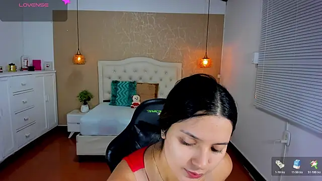 Hadley  online show from July 29, 3:37 am