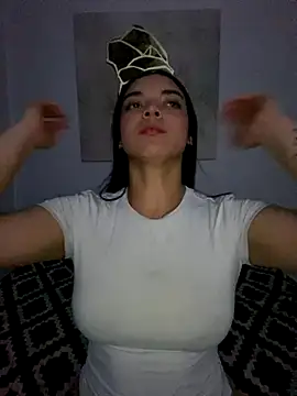 eileensophi online show from September 19, 2:24 am