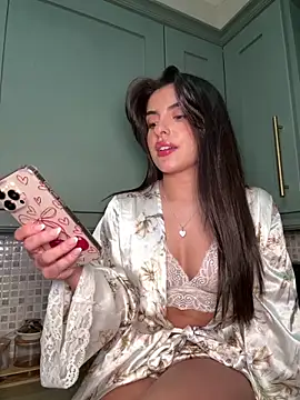 cute carly  online show from February 21, 5:42 pm