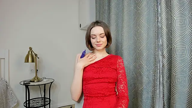 Snapshot of Hustle_Babyy chatting on February 11, 3:08 pm Hustle Babyy online show from February 11, 3:08 pm