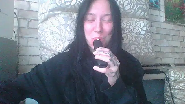 Snapshot of RussNocturnal chatting on July 18, 10:30 am RussNocturnal online show from July 18, 10:30 am