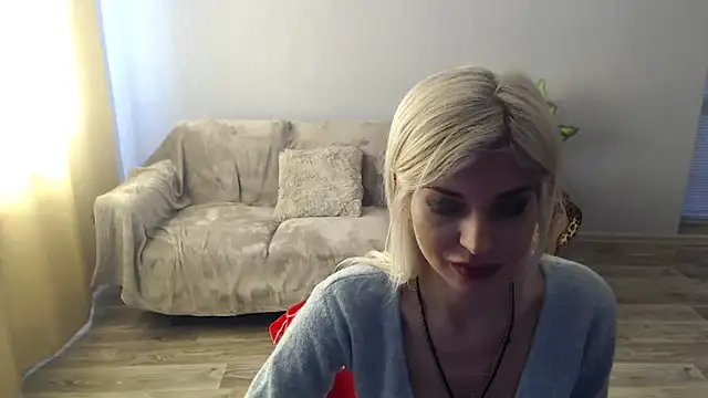 SexyBeatriice online show from April 25, 6:27 am