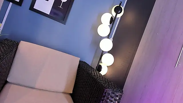 AliDiaz  online show from February 17, 7:53 pm