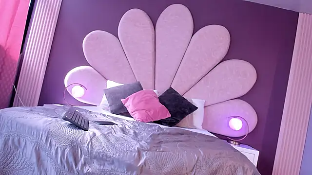 AliDiaz  online show from March 21, 8:18 pm