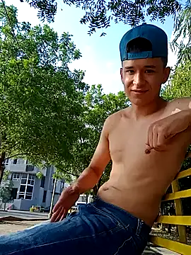 arevalo1124 online show from February 7, 8:42 pm