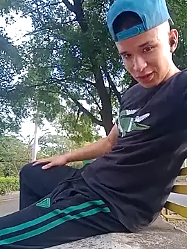 arevalo1124 online show from September 14, 9:47 pm