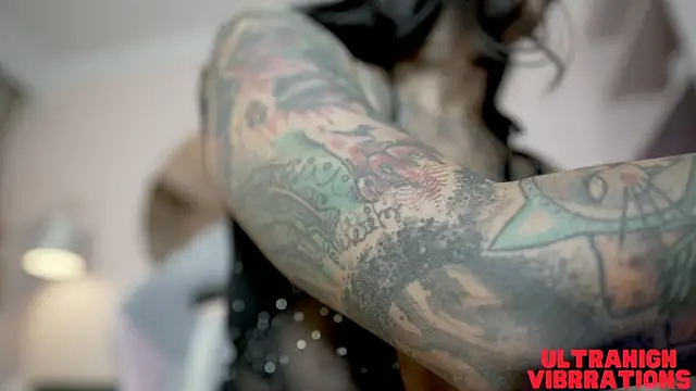 Snapshot of tattoo_ninja_kittyy chatting on March 12, 8:10 pm tattoo ninja kittyy online show from March 12, 8:10 pm