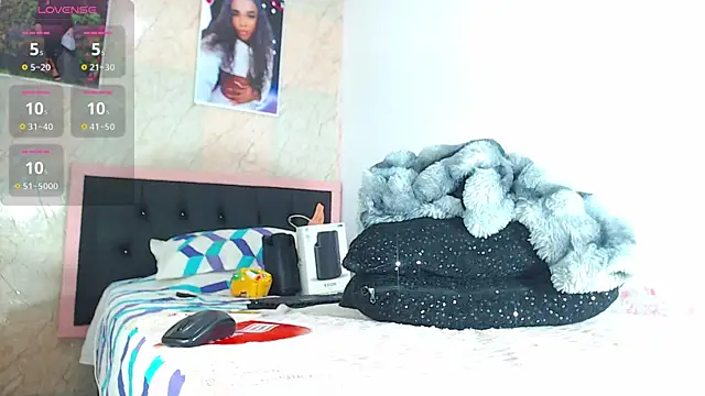 k stormi  online show from December 16, 10:42 am