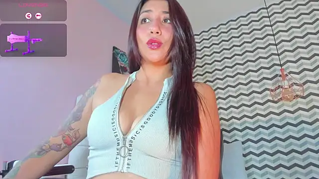 CALANTHELOVE1 online show from March 22, 11:31 pm