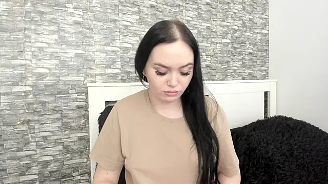 KairraPotts online show from February 5, 12:04 am